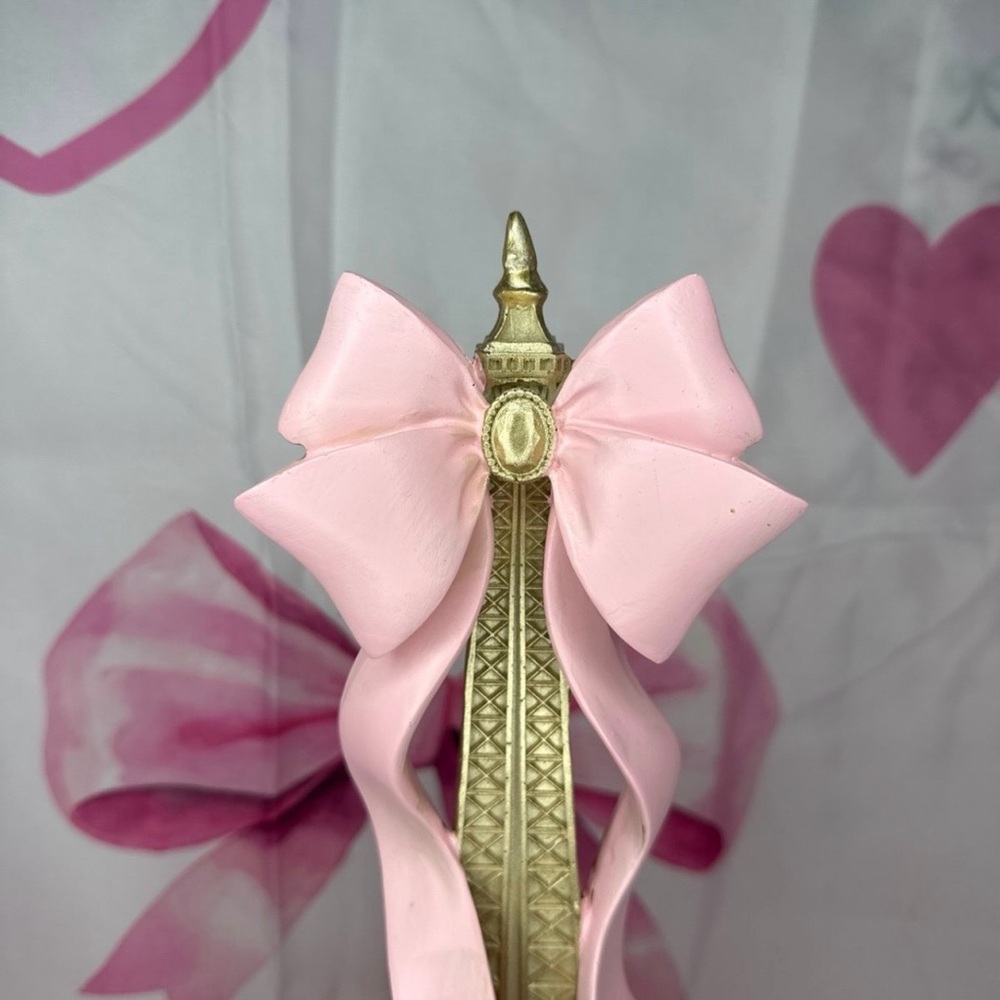 New Beautiful Eiffel Tower with Light Pink Bow - Picture 2 of 4
